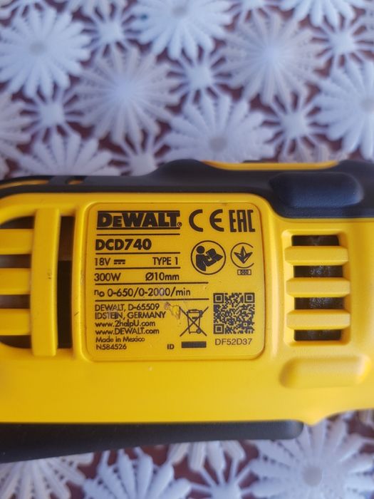 bormasina unghiulara dewalt