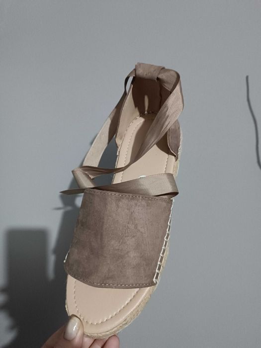 Sandale de damă cu șiret/ fundă