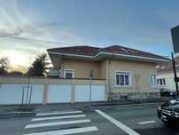 Vand casa 5 camere Oradea cu garaj 2 auto