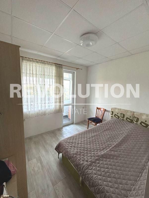 Дава се под наем Тристаен апартамент в Варна, Аспарухово - 70 кв.м за 550 € - Снимка #2