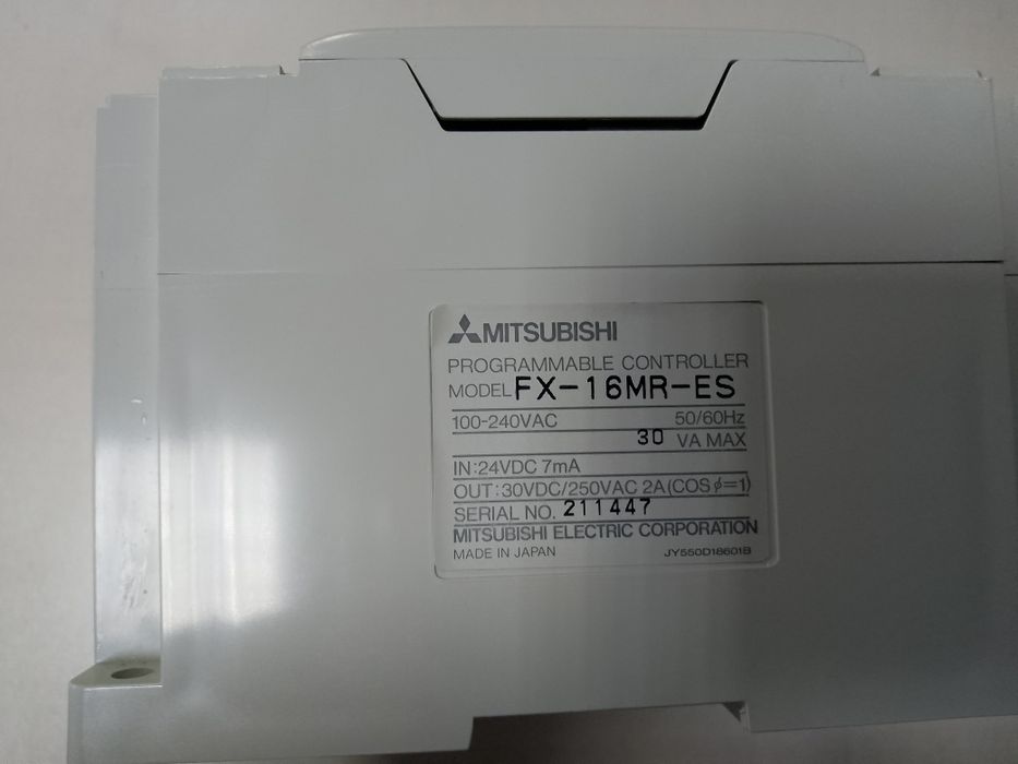 MELSEC FX-16MR este un controler logic