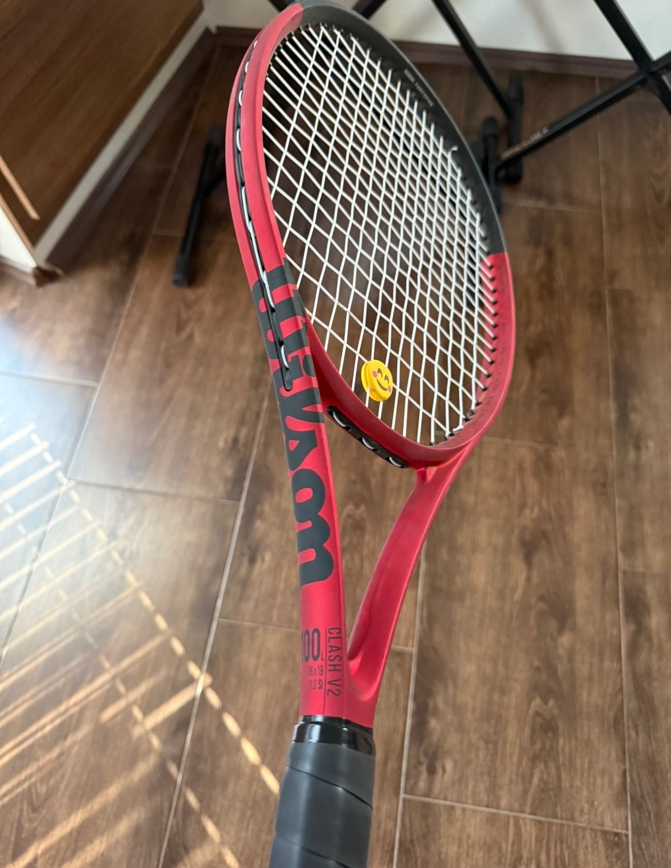 Тенис ракета Wilson Clash 100 V2.0 + подарък