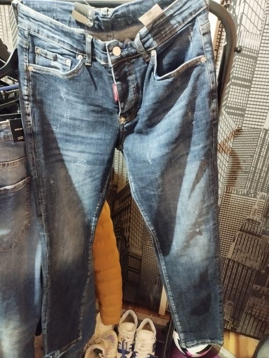 Blugi oferta 2 perechi mărime 44.