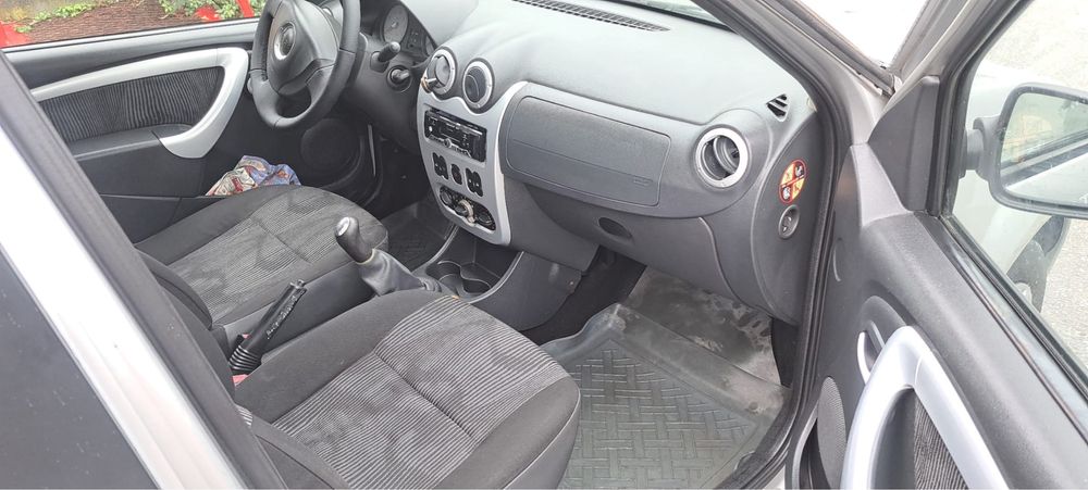 Dacia logan 2010 1.6 mpi -120.000 km -