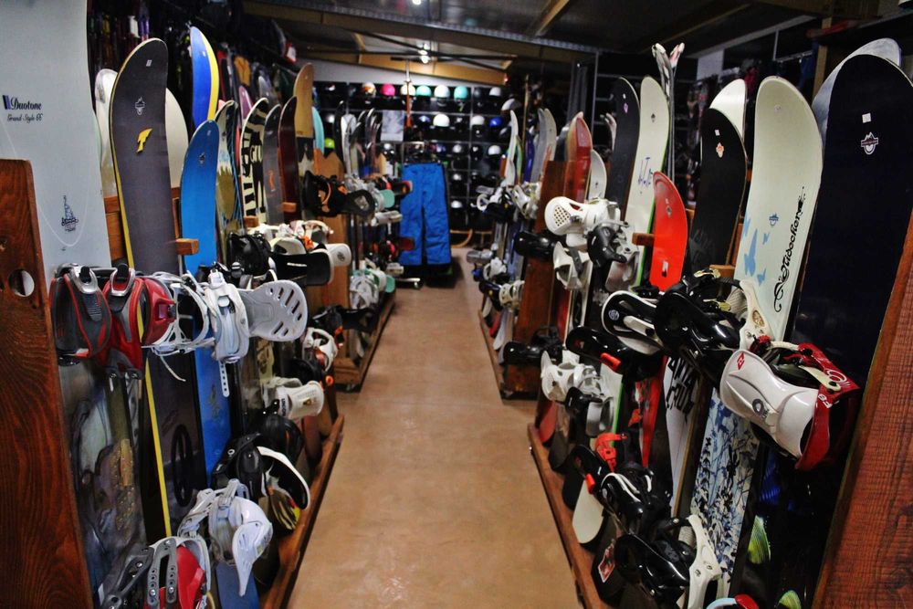 Echipamente Snowboard/ Placi Snowboard/ Legaturi/ Burton/ Boots