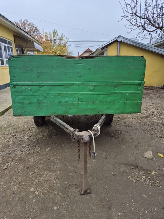 Vând remorcuta auto 750 kg