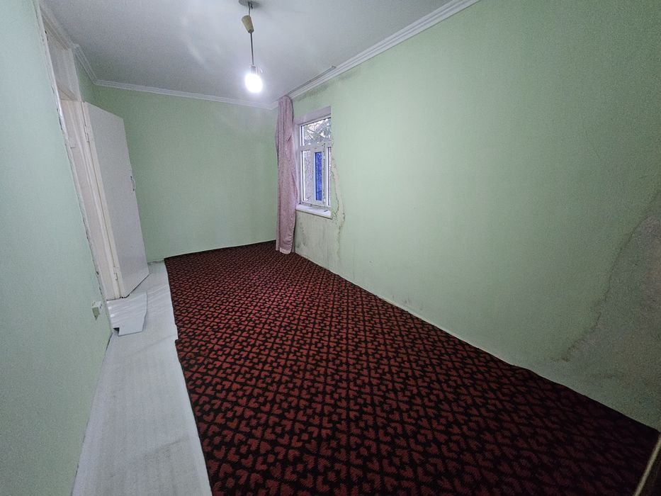 Фрунзенский масивда 2 хонали квартира сотилади