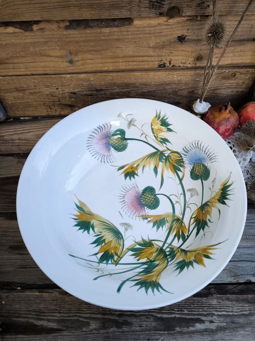 Голяма порцеланова купа