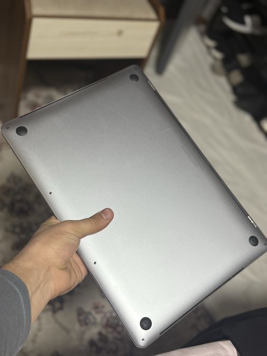 Macbook pro 2017 intel core i7 16gb/256ssd