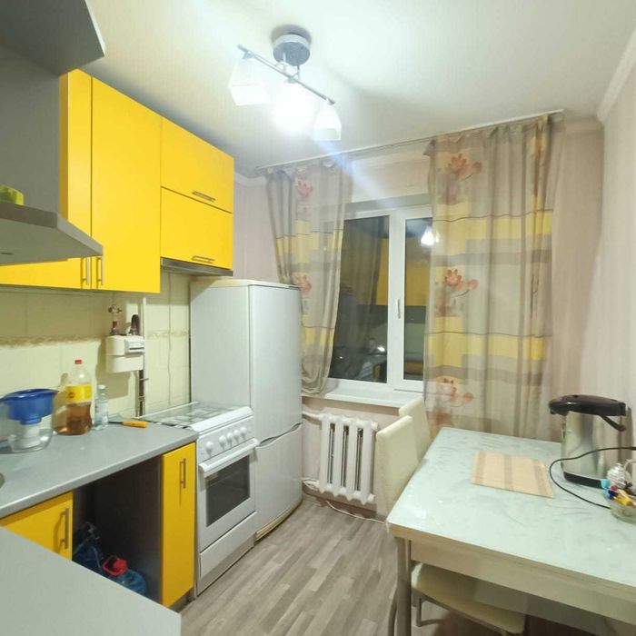 Продам 2 к квартиру с ремонтом новой планировки с 6 метровой лоджией