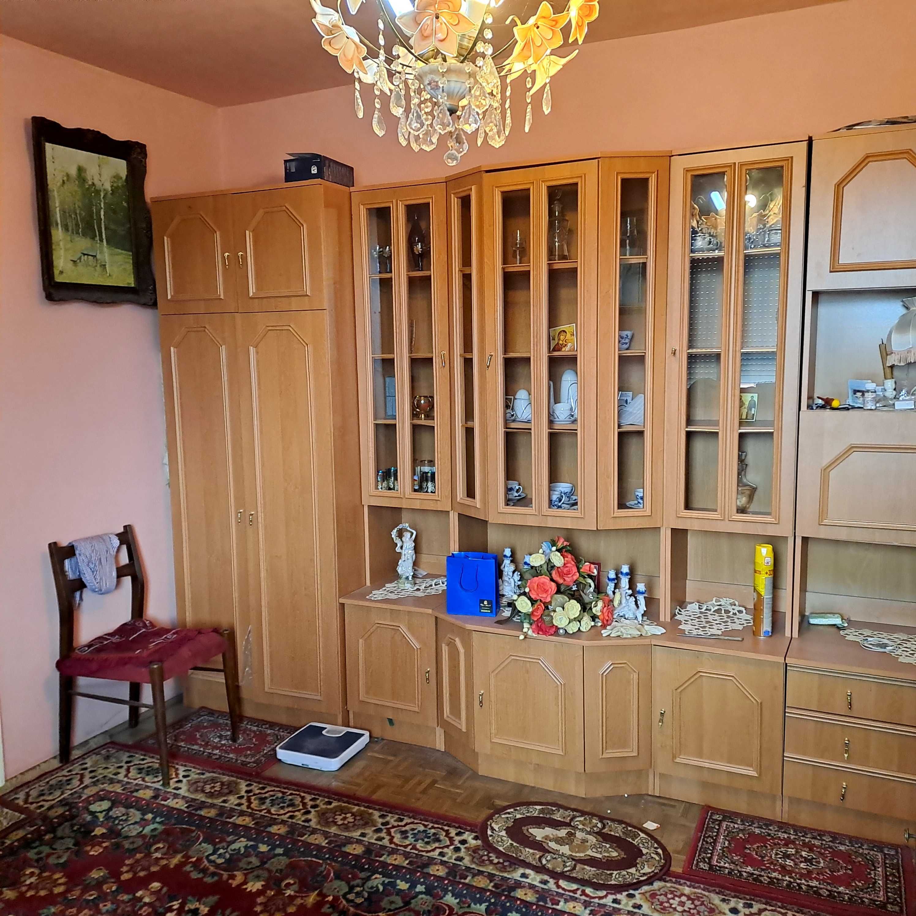 Vand apartament 2 camere
