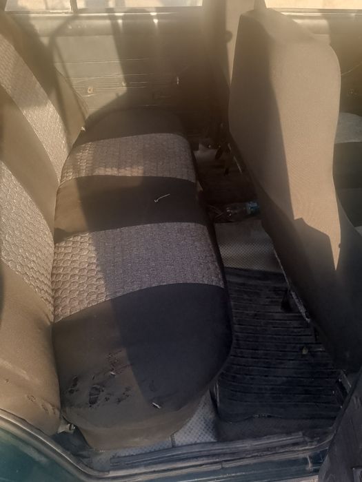 Мошина сотилади метани бор