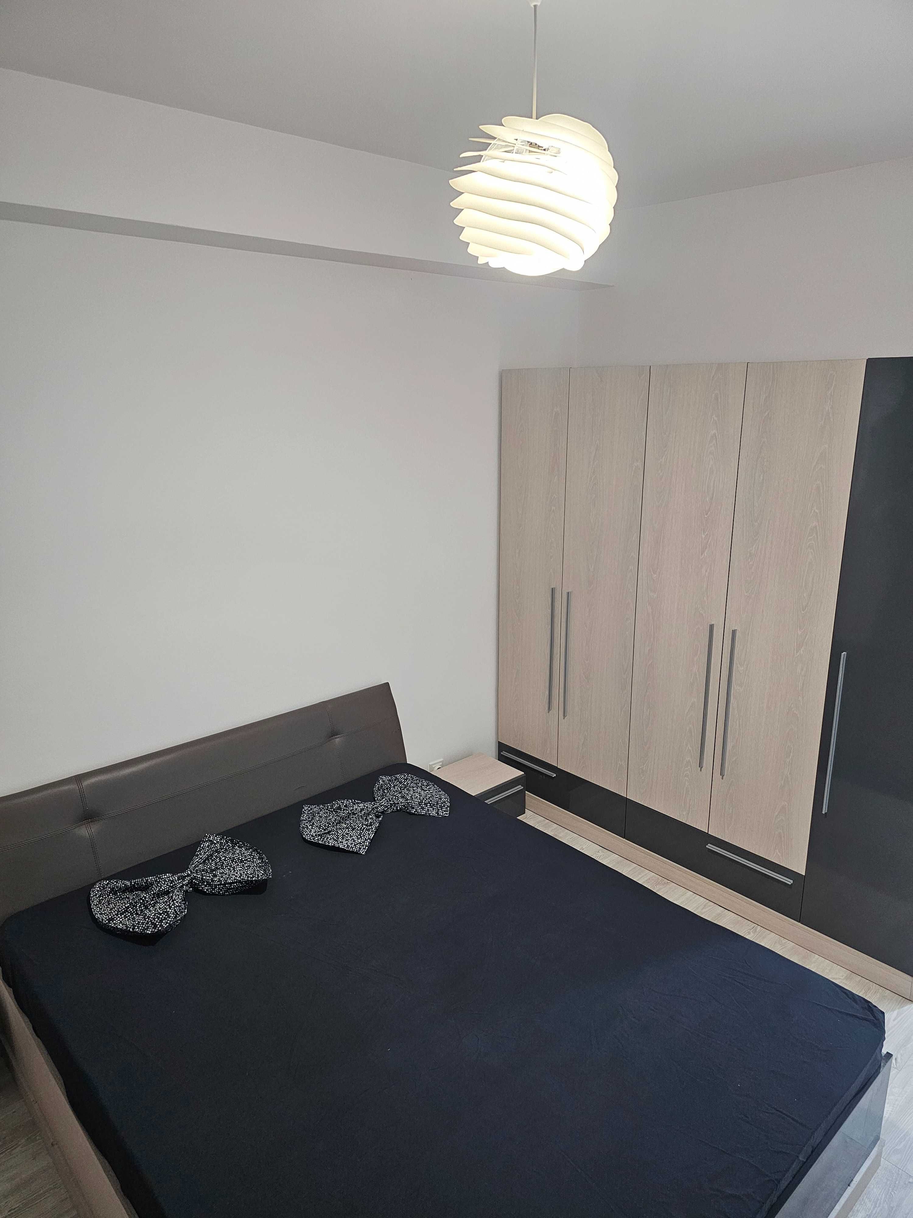 apartament 3 camere