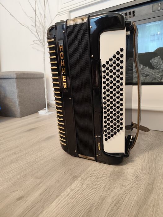 Vând Acordeon Hohner Verdi 2