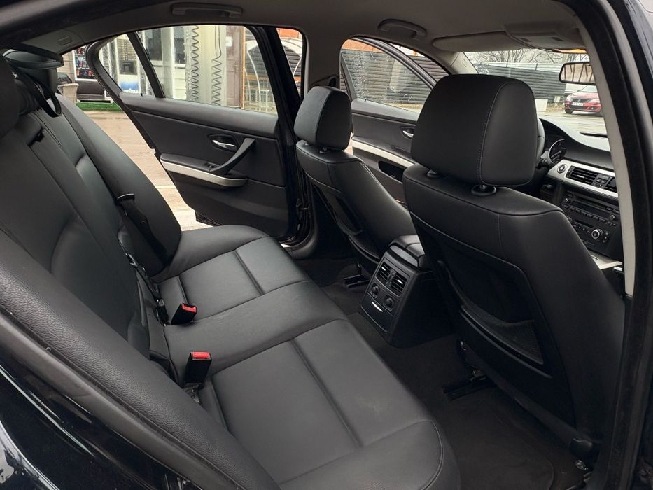 Vând sau schimb BMW e90