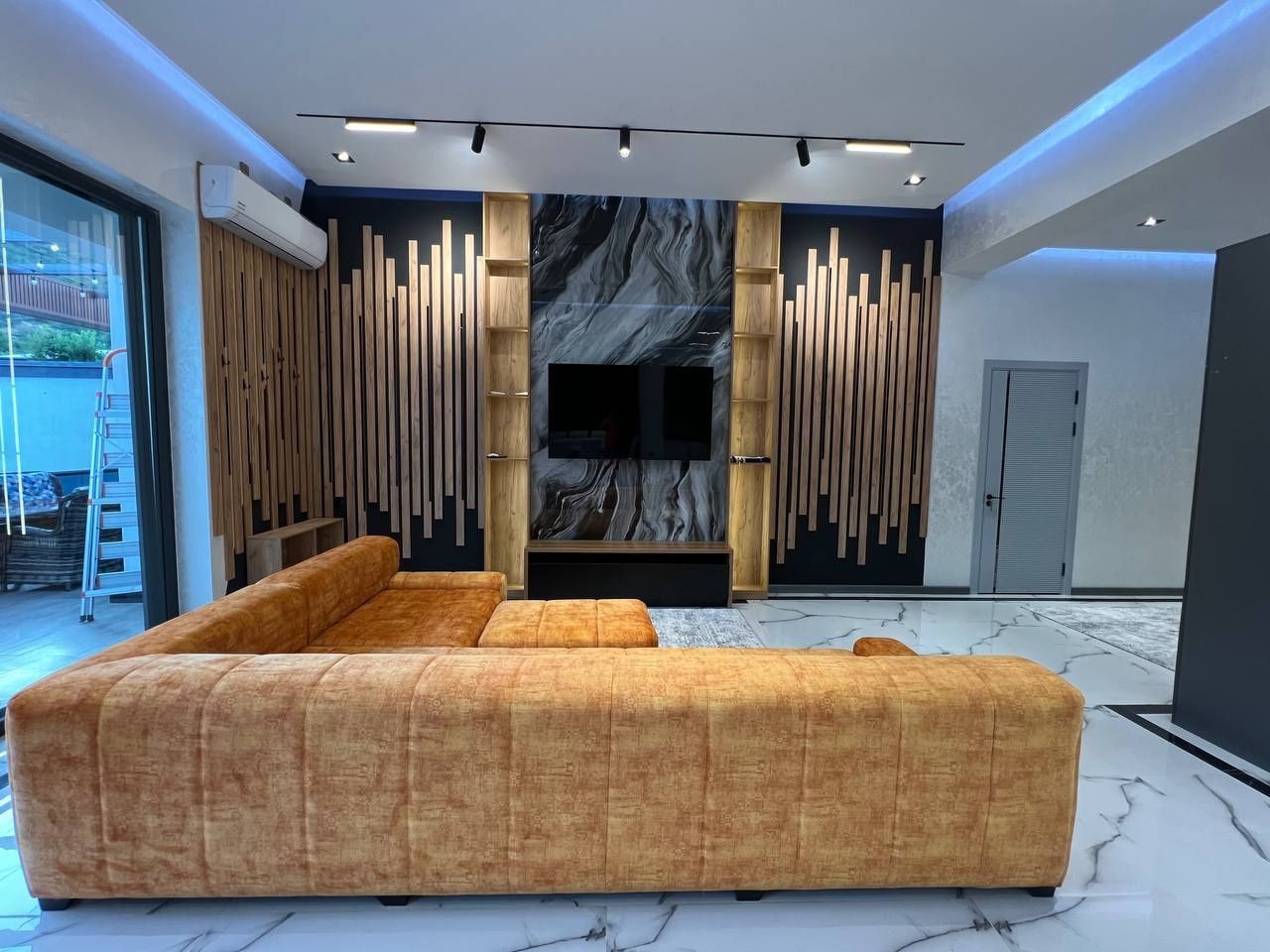 Абсолютно новая Хай-тек дача PREMIUM HOUSE в Чарваке