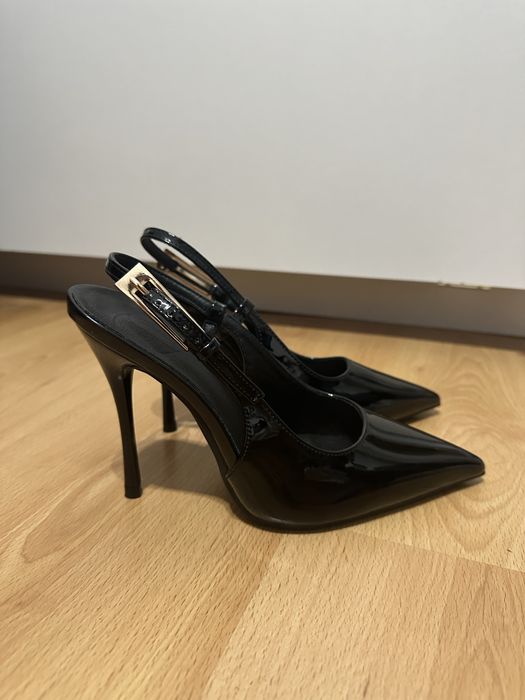 Дамски обувки на ток