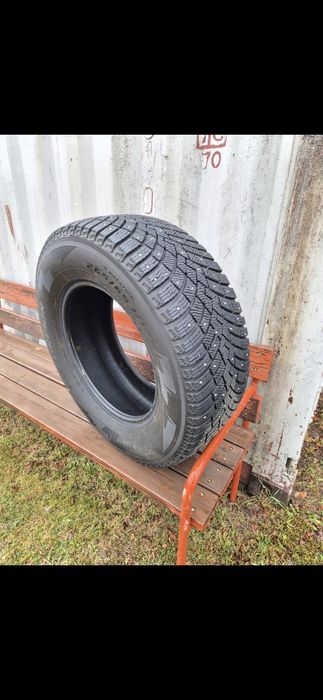 Б/У один сезон в отличном состояни без проколов и т.д. комплект 300000