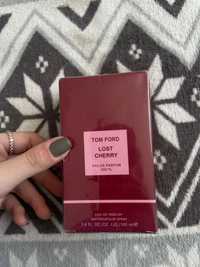 Parfum Tom Ford.