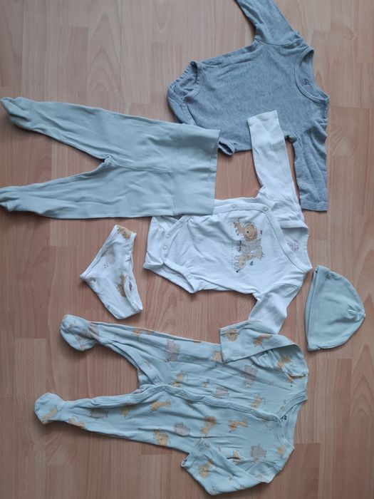 Лот H&M, размер 2-4 м