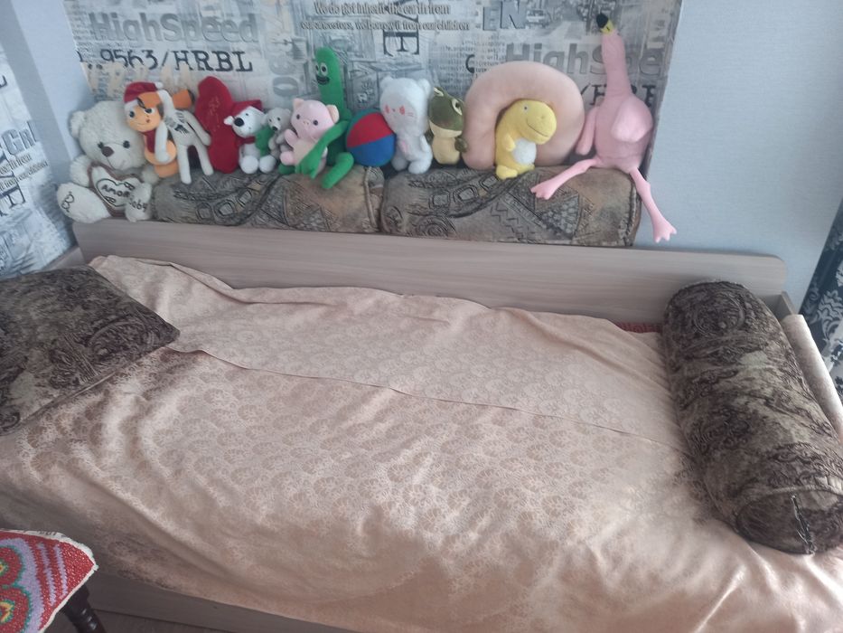 Две односпальные кровати