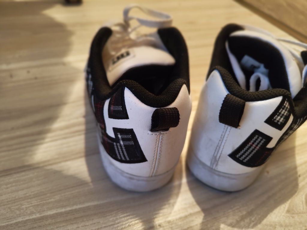 DC SHOES 40.5 размер