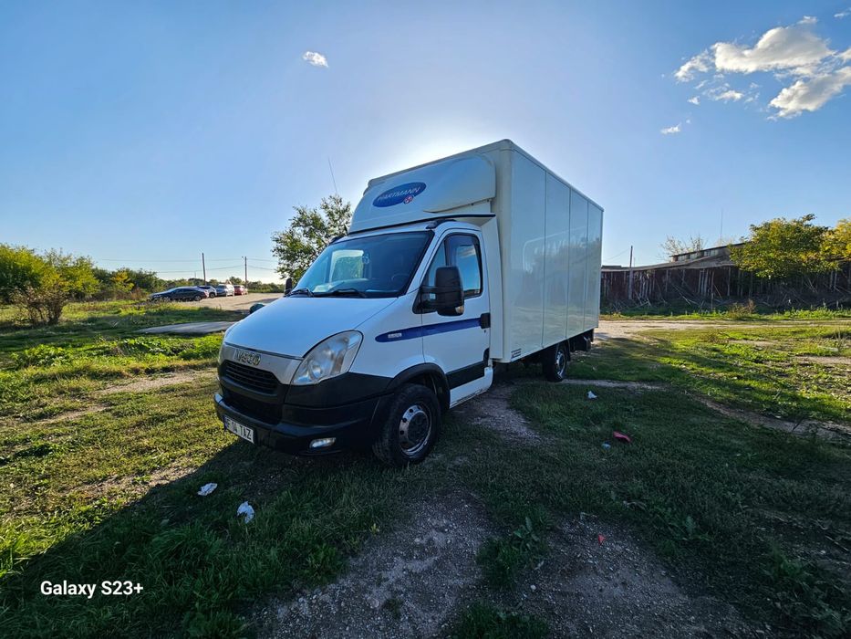 Iveco daily cu lift