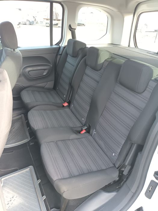 Vând Opel Combo Life