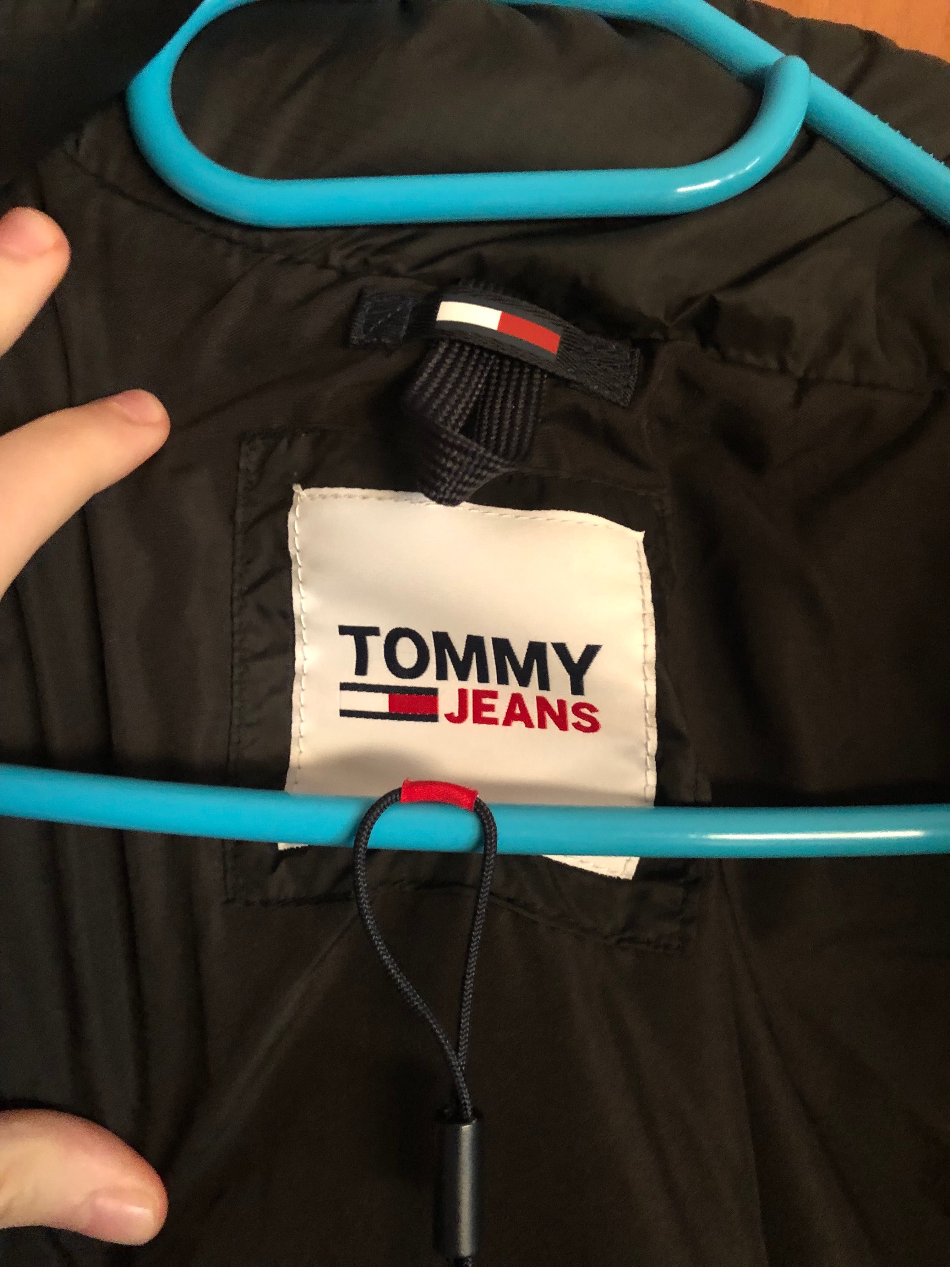 Tommy Jeans Geaca de iarna