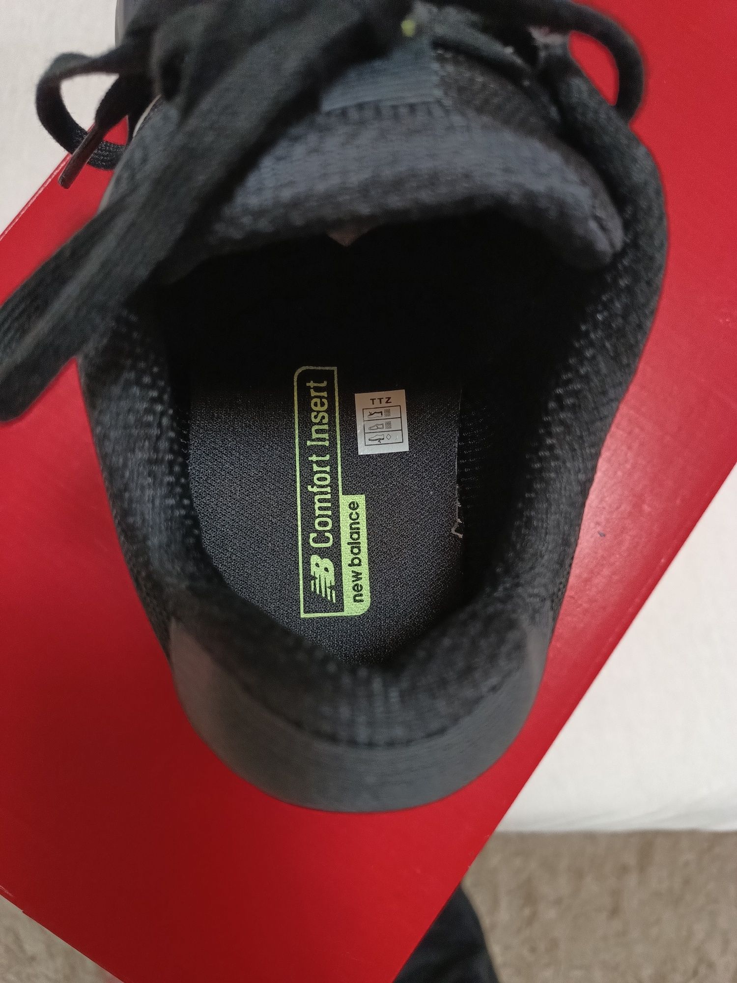 Adidas New Balance Confort nr 41,5-27,5cm preț 320 lei