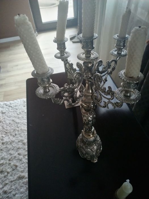 Sfesnic argintat cu îngerași