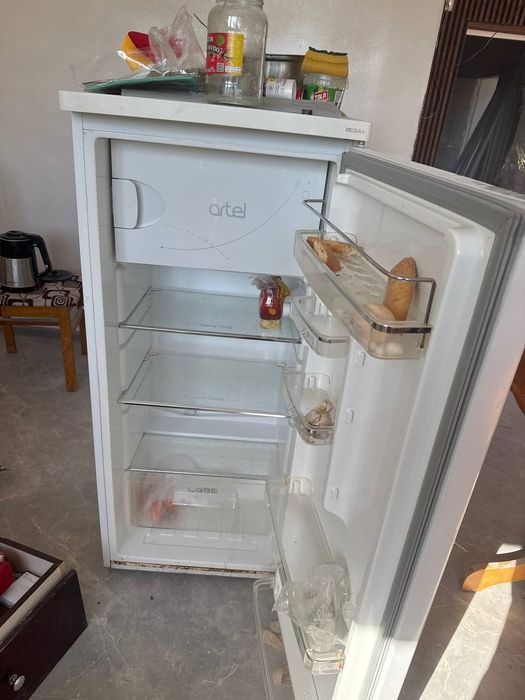 холодилник Сотилади 1,000,000 сум