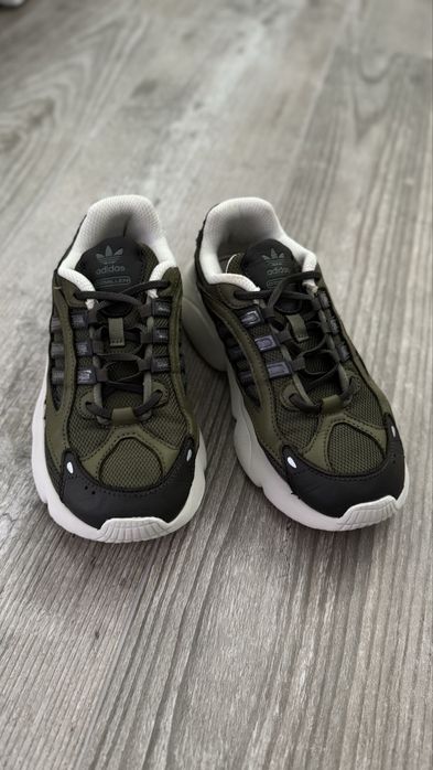 Adidasi copii stare foarte buna