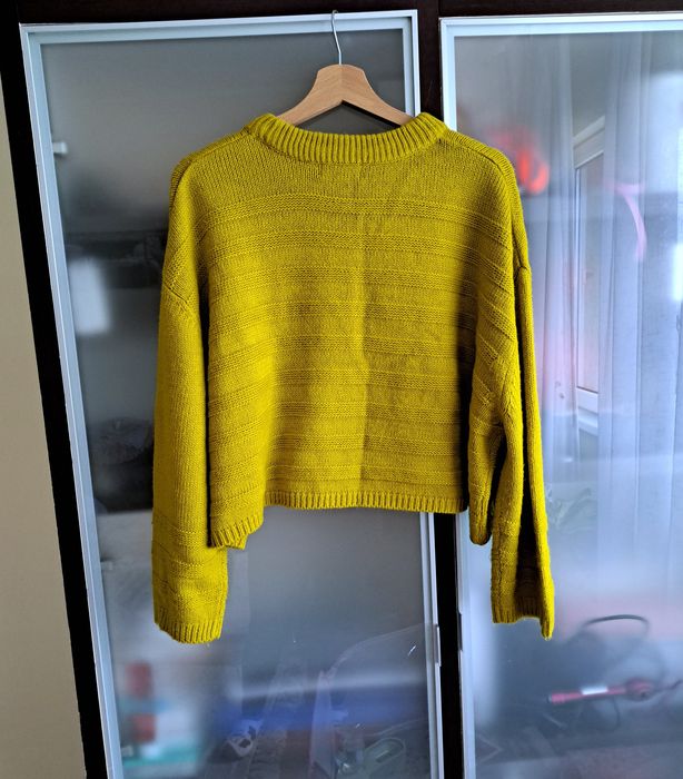 Pulover crop top oversized