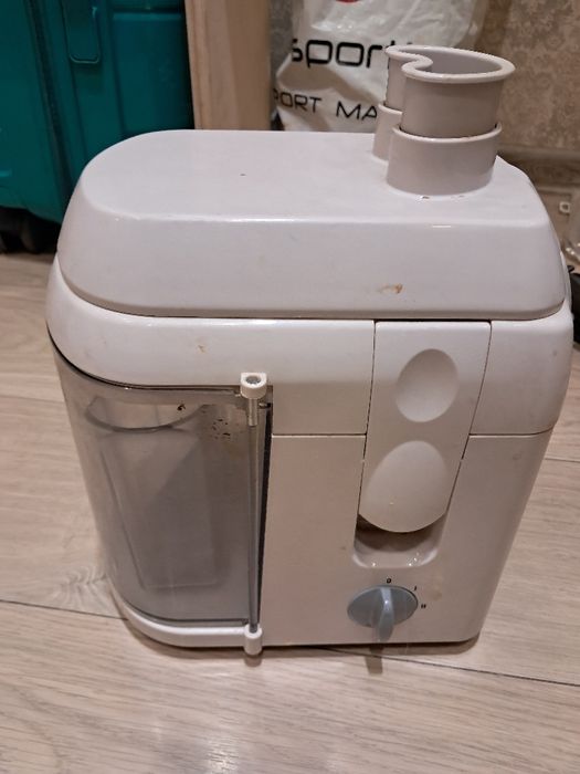 Соковыжималка б/у рабочая