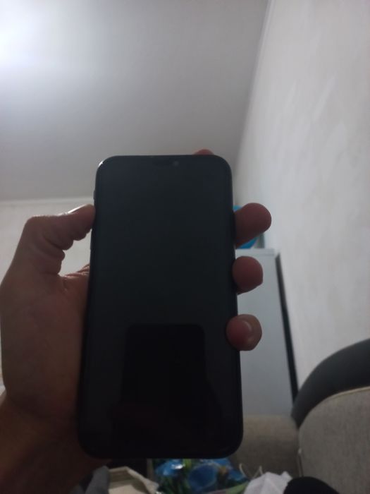 Срочно Продам айфон 11