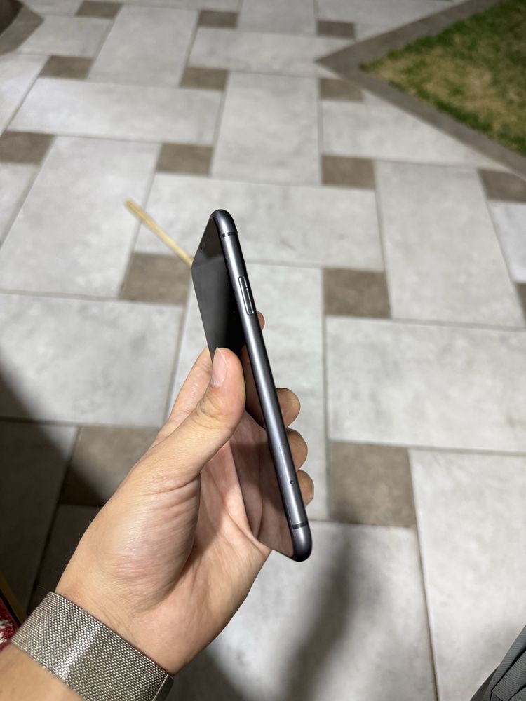 Iphone 11 64gb LL/A