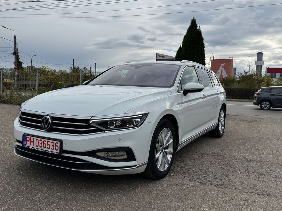 Volkswagen Passat 2.0 TDI SCR DSG Elegance, an  mode 2022, import, cu dotări de top