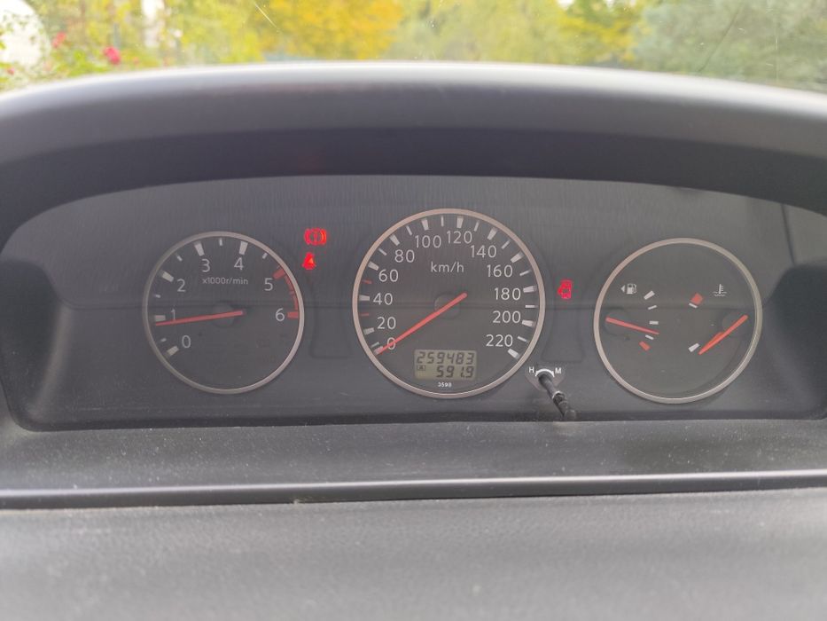 Vând Nissan X- Trail 2004