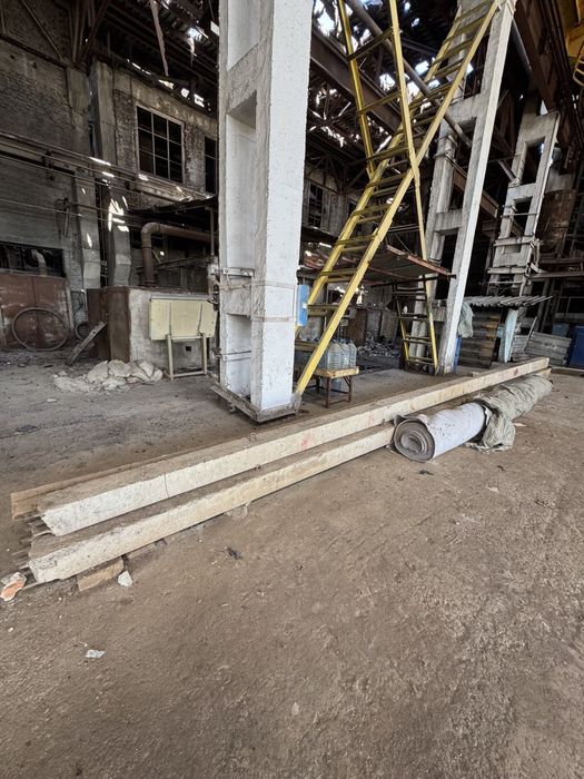 Столба. Бетонные фонарные столбы