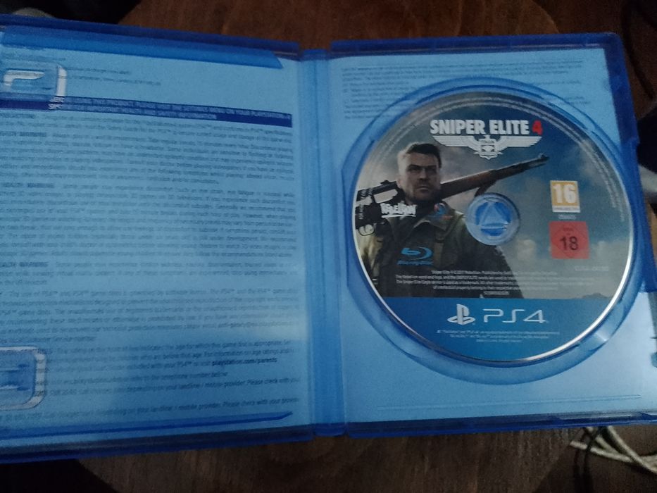 Vând jocuri de PS4