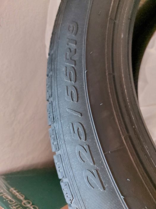 Anvelope vara Gooyear Efficient Grip 225 55 R19 set