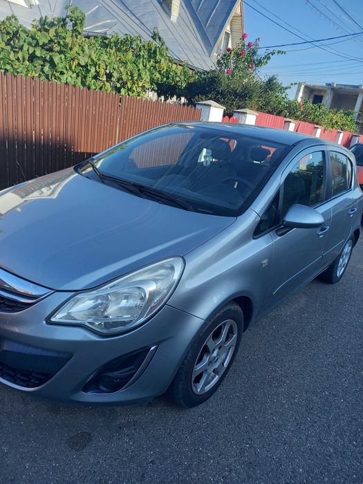 Vind opel corsa automata