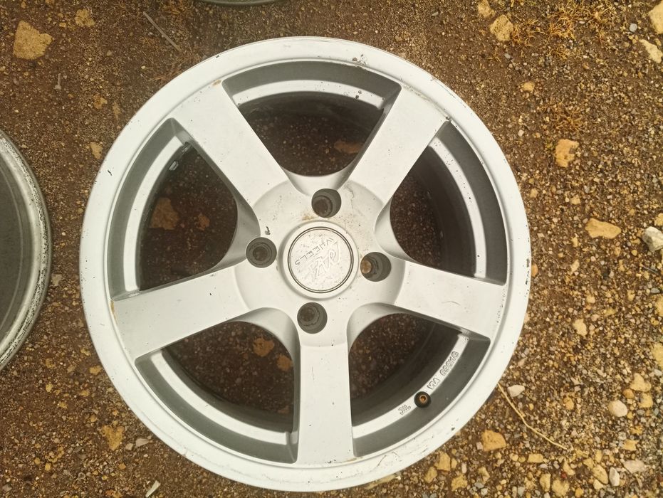 Джанти 4 x 100 ЕТ 38  16цола