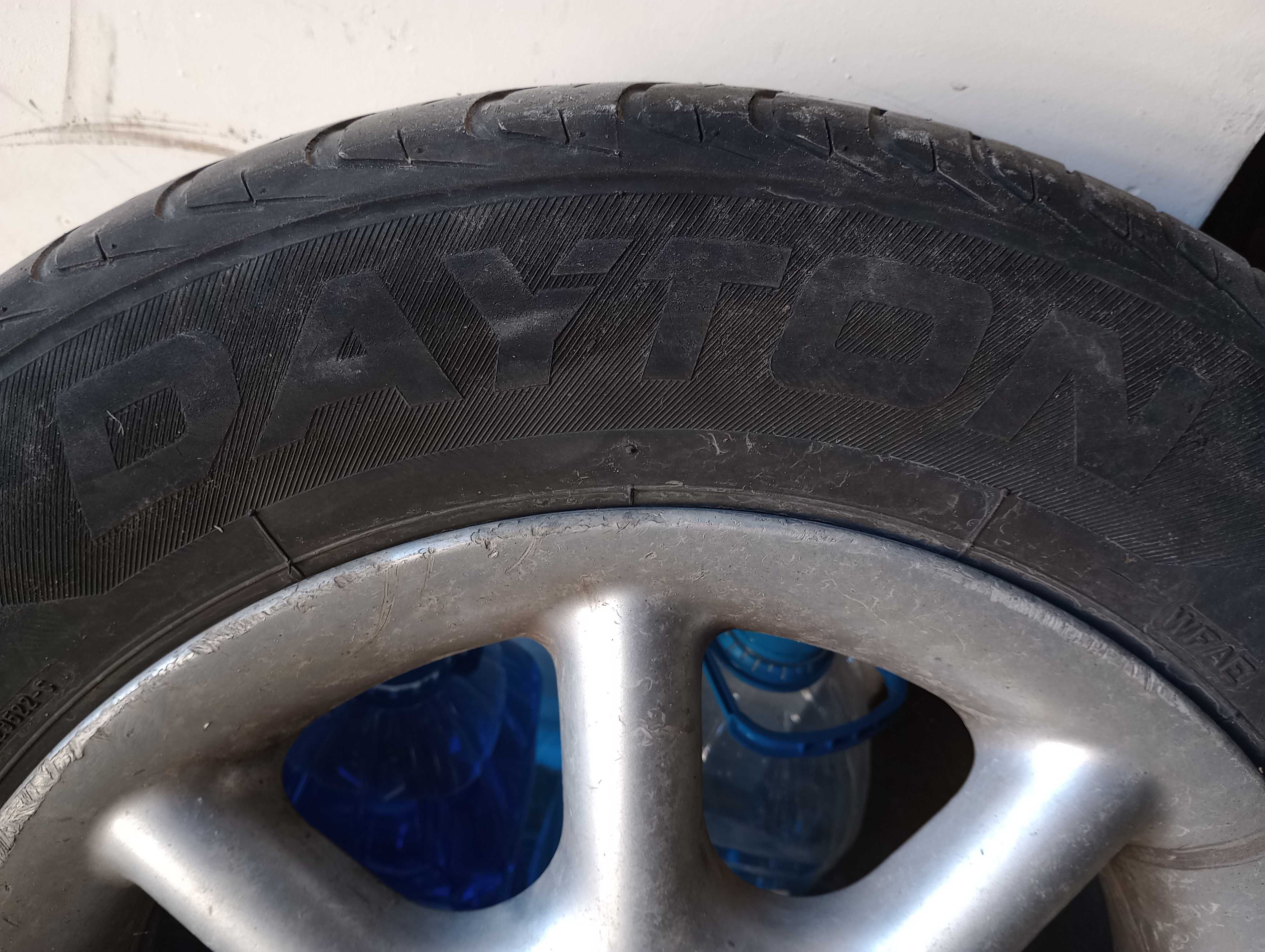 Продавам алуминиеви джанти с гуми 195/65/15