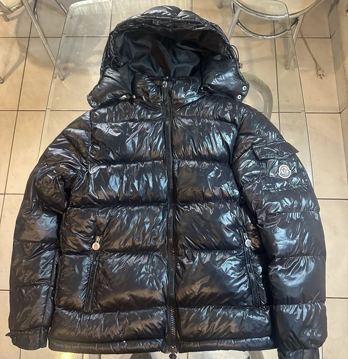 geaca moncler maya