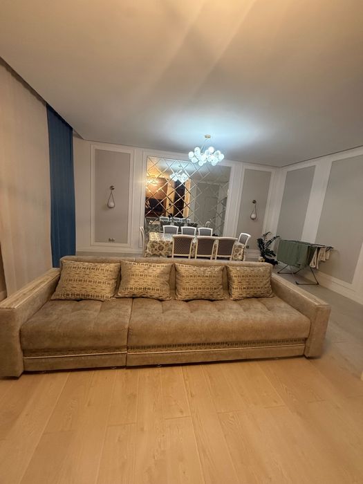 Б/у диван 3 метра