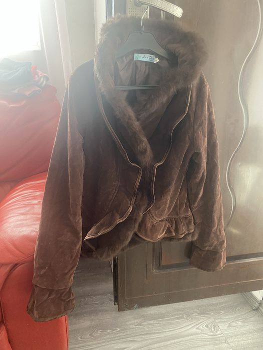 Vand  geaca marimea L.