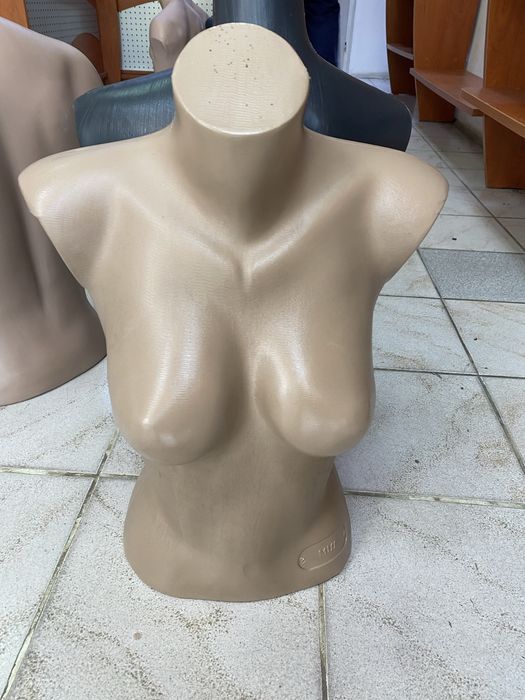 Торс- Дамски и Мъжки манекени