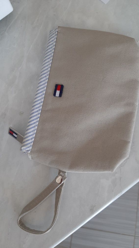 Portmoneu/portfard Tommy Hilfiger